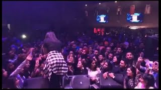 Ik Teri Akh Kaashni  Jasmine Sandlas  New Song Live 2017 [upl. by Yerac]