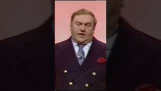 Funny Next Door Neighbour Joke by Stand Up Comic amp Blankety Blank Gameshow Host Les Dawson [upl. by Nale]