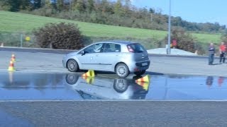 Fahrsicherheitstraining  mehr Sicherheit reduzierte Prämie [upl. by Aynwat]