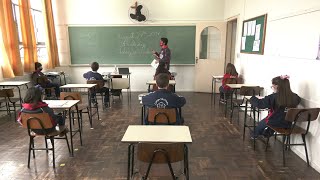 Como tem sido o retorno à sala de aula em Cachoeira do Sul [upl. by Pinchas]