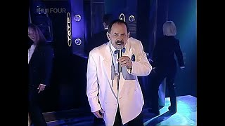 Scatman John  Scatman Ski Ba Bop Ba Dop Bop TOTP 1995 [upl. by Esenwahs]