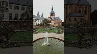 Springbrunnen im Klostergarten in Seligenstadt [upl. by Hercule135]