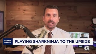 Why SharkNinja is a defensive stock to play during the market pullback [upl. by Daphne]