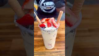 Fresas con Crema parati receta facilyrapido viralvideo shorts [upl. by Aekin]