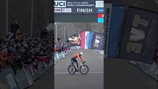 𝐌𝐚𝐭𝐡𝐢𝐞𝐮 𝐯𝐚𝐧 𝐝𝐞𝐫 𝐏𝐨𝐞𝐥 mvdp vanderpoel worldchampion cycling cross cyclocross [upl. by Antone]