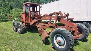 Starting and Moving 1947 Galion 102 Road Grader [upl. by Mallorie]