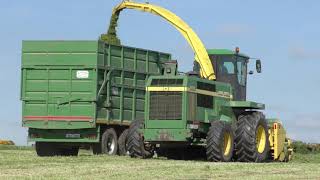 Silage 2020 John Deere 6850 [upl. by Eoz]