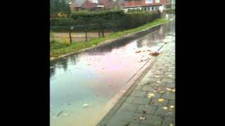 wateroverlast schinnen oirsbeek 13 11 2010avi [upl. by Htims902]