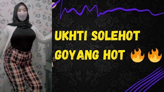 KUMPULAN TIKTOK PARGOY GOYANG P4NT4T TERBARU  Ukhti Solehot Gunung Gede Bikin Basah [upl. by Rifkin]