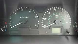 Land Rover Discovery 2 dash warning lights [upl. by Brathwaite]