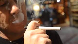 How the electronic cigarette works [upl. by Bernette949]