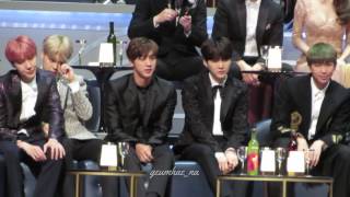 FANCAM 161202 BTS React to OST award MAMA 2016 In HK [upl. by Ormiston]