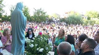 Aparição Nossa Senhora de Medjugorje [upl. by Ettenuahs]