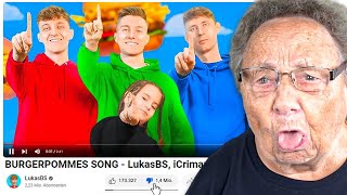 Meine OMI bewertet YouTube Songs 20 😂 [upl. by Linder]