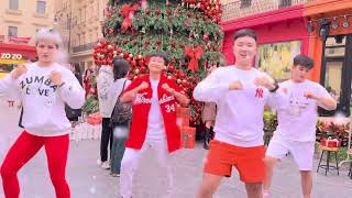 Loveable  Kim Jong Kook Zumba Dancefitness merrychristmas noel [upl. by Atrebla]