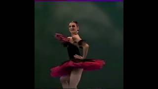 Zenaida Yanowsky in Esmeralda Variation [upl. by Aicemat735]