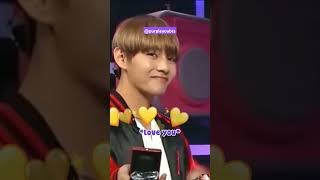 Mamamoos reaction when Vjhope didnt give them gift 🤗😍🤣🤣btsshortbtskpopot7armyviralbtsshort [upl. by Lovel]