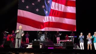 The Docksiders  Mohegan Sun Arena  America The BeautifulAmerica feat Tony Orlando [upl. by Akkire]