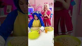 OREO IN NOODLES SONIC 💖 BUT BARBIE KNOWS ALL funnyanimals barbie sonic [upl. by Whetstone]