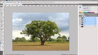 Video tutorial Photoshop Come rimpiazzare sulle tue immagini un cielo grigio con un cielo sereno [upl. by Rhodia]