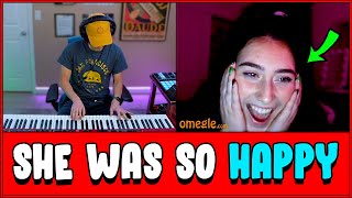 I played piano with a broken finger on OMEGLE [upl. by Onstad]