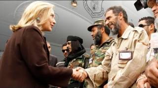 Visita sorpresa de Hillary Clinton a Libia [upl. by Tiffy]