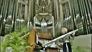 Explanation of a Pipe Organ Part 1  Diane Bish [upl. by Meeks340]