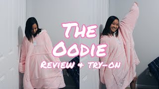 The WARMEST blanket sweatshirt ever ‘The Oodie’ unboxing amp honest review [upl. by Aileme14]