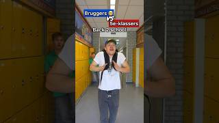 Bruggers 🤓 VS 5eklassers 👦 Wanneer ga jij weer naar school 🏫🎓 AardrijkskundeKennisclips [upl. by Ellinnet]