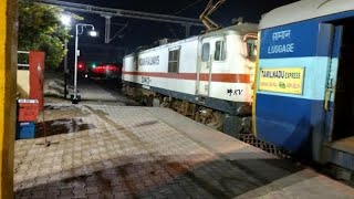 Tamil Nadu Express arrival and announcement at Warangal [upl. by Starlin273]