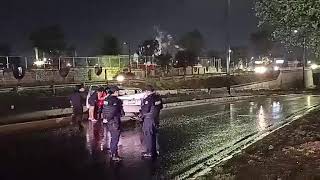 ‼️ Vehículo se impacta contra barra de contención en Paseo Central a la altura del puente de desnive [upl. by Perce66]