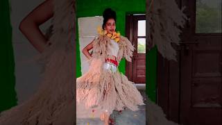 Ye mera lehnga dancewithricha dance makeup bridal bridalmakeup wedding youtubeshorts 90s [upl. by Kciremed492]