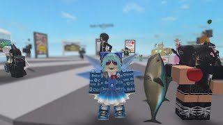 Roblox moments that are unhinged When the [upl. by Euqinamod]