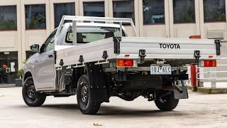 Practicaly Assuring • Toyota Hilux WorkMate 4X2 [upl. by Atiruam]