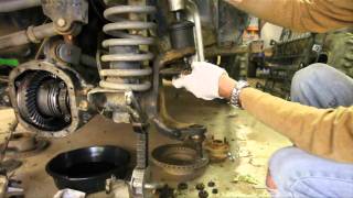 HowTo replace Dana 30 and 44 Ball Joints part 1 of 3 removal with cheap press [upl. by Balfour26]