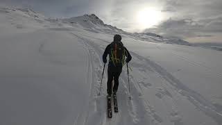 Aiguille de Roselette et col de la fenêtre  dry ski pente et poudre [upl. by Hutchings454]