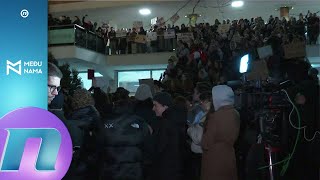 UŽIVO Protest studenata ispred RTSa [upl. by Cris]