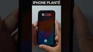 Comment forcer le redémarrage dun iPhone planté tactile bloqué shorts [upl. by Sheeran106]