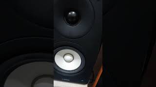 Amplifier Yamaha CRXE320 Ft Speaker Yamaha NSBP182 in Techno Trance Music [upl. by Luna]