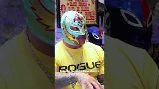 QUERÍAN QUE PERDIERA LA MÁSCARA 😧 shortsviral luchalibre latinlover reymysterio [upl. by Ulick474]