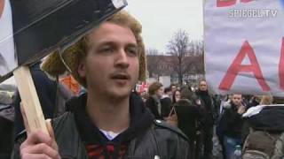 Bildungsstreik Studierende rebellieren gegen BolognaReform  SPIEGEL TV [upl. by Also233]