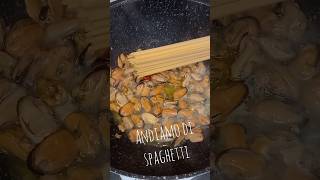 Spaghetti con Cozze Surgelate Sgusciate 😋 ricettefacili pasta spaghetti [upl. by Cherrita101]