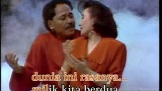 Titiek Sandhora amp Muchsin Alatas Berikanlah Kasih Sayang [upl. by Rawdin40]