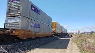 BNSF Intermodal with a Warbonnet at the Hesperia Curve thatcurveguy cajonpass hesperia [upl. by Eiramassenav]