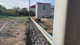 Progres cu poarta pe sina role pe grinda din beton armat [upl. by Hugibert406]