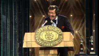 Loretta Lynn Wins Entertainer of the Year ACM Awards 1976 [upl. by Vedetta]