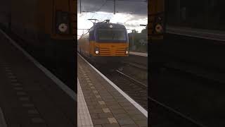 IC Berlijn komt door station Twello richting Hannover hbf en Berlin ostbhanhof [upl. by Rehctaht]