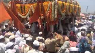 Sant Dnyaneshwar Maharaj Palkhi travel with lakhs of warkaris [upl. by Eybbob98]