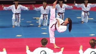 Corée du Sud performance de taekwondo dans un nouveau stade [upl. by Dubenko449]