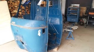 PIAGGIO ape P501  Restauration 1 [upl. by Worrell]